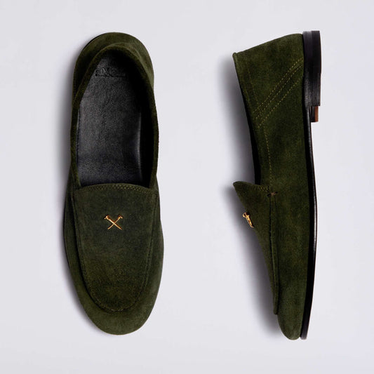 WOMEN'S METAL TEES SUEDE FLEX LOAFER - US 8238
