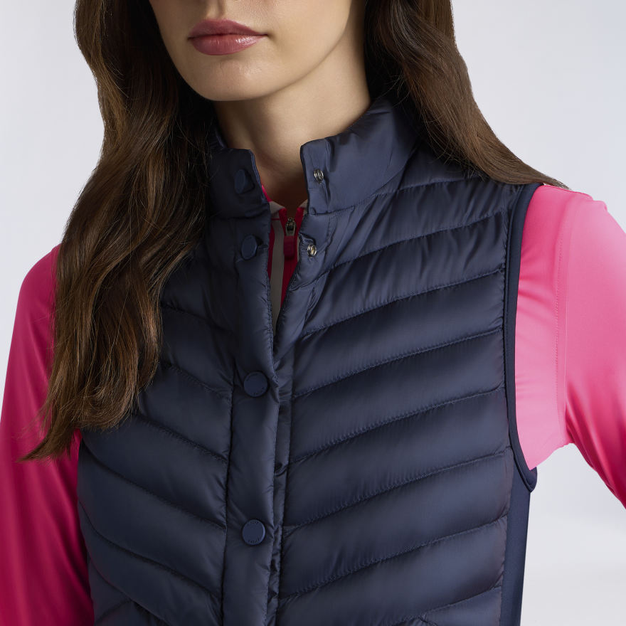 V-DOWN QUILTED STRETCH TECH INTERLOCK VEST - US 9799