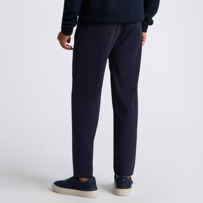 THE EFFORTLESS JOGGER - US 8921