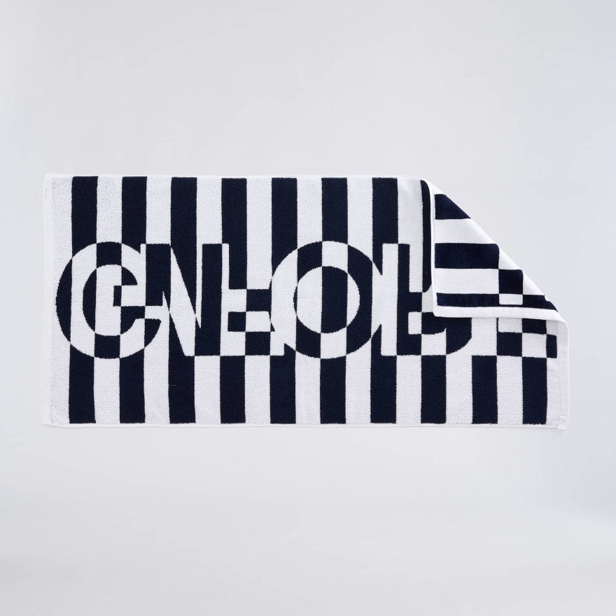 TRIPPY STRIPE GOLF TOWEL - US 7673